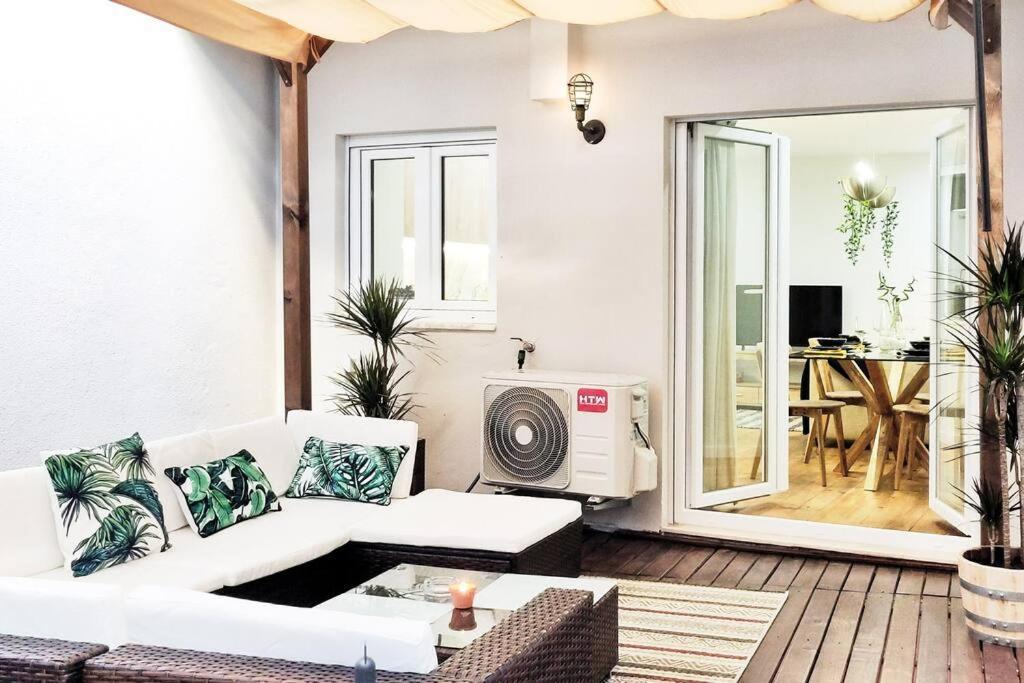 Apartment Two Bedroom Terrace Sanctuary In The Center *
